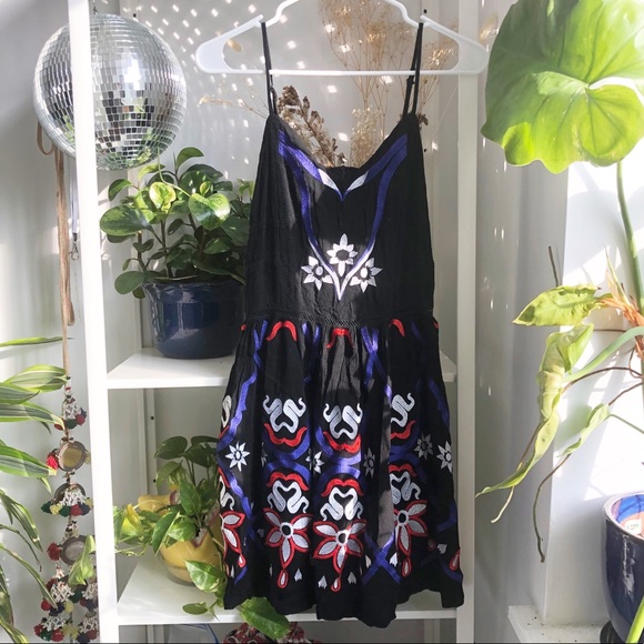 Free People Dresses & Skirts - Free People Floral Embroidered Tank Sun Dress M